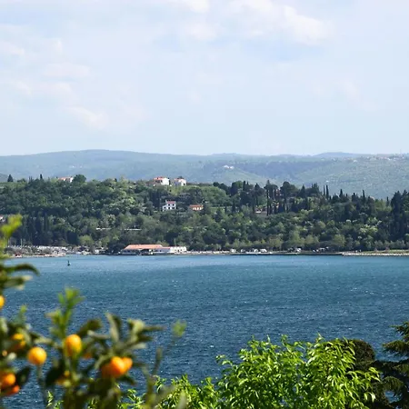 Apartments Fink Portorož Buitenkant foto